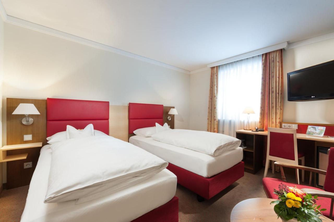 Hachinger Hof Hotel 4*